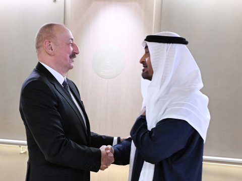 Azərbaycan və BƏƏ prezidentləri birgə nahar ediblər