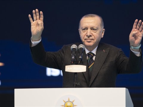 Ərdoğan komandasını yeniləyir - Yeni seçkilər istisna EDİLMİR