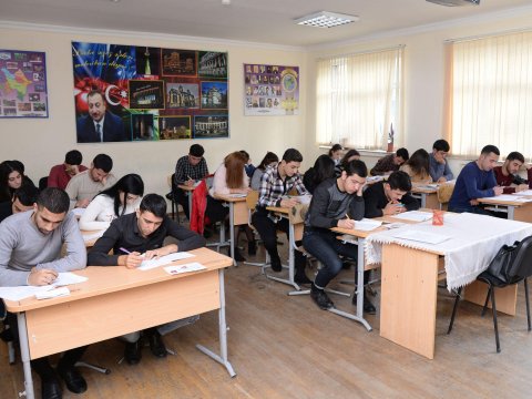 Orta məktəbi başa vura bilməyənlər üçün imtahan keçiriləcək