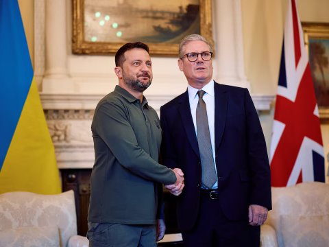 Ukrayna Britaniya ilə 100 illik saziş İMZALADI