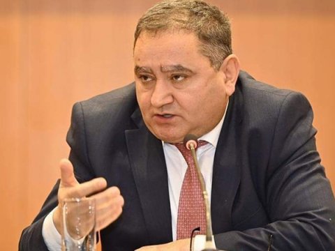 "Qorquda" yaşa deyirəm - Etibar Əliyev yazır...