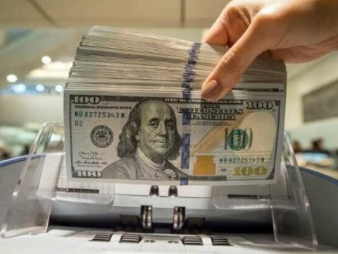Banklarda dollara tələb artdı