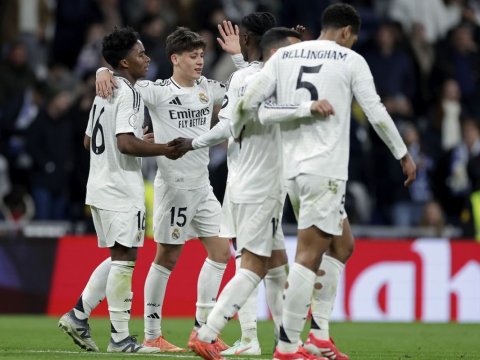 "Real Madrid" 5 qolla 1/4 finala yüksəldi