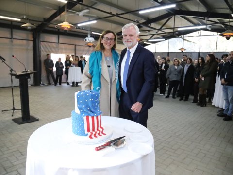 ABŞ səfiri Bakıdan GEDİR - FOTO