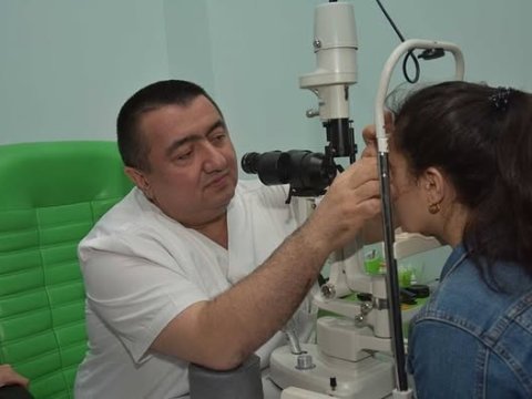 Jurnalistlər ödənişsiz göz əməliyyatı OLUNDULAR