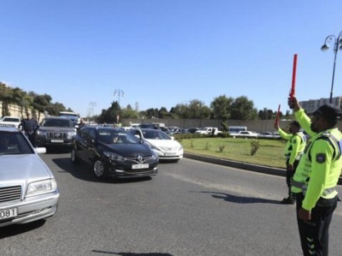 Şəhidlərin&nbsp;xatirəsi bir dəqiqəlik sükutla yad edildi