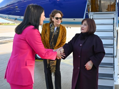 Spiker İtaliyaya getdi - FOTO