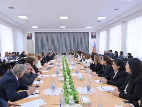 Nazir məktəb direktorlarını topladı: tapşırıqlar verdi