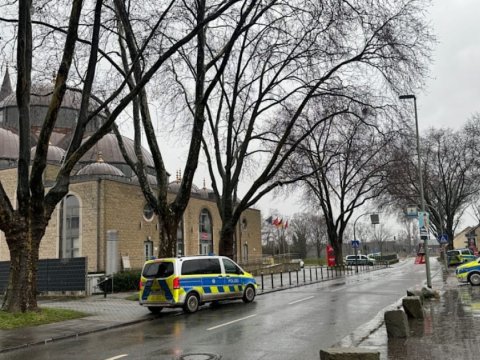 Almaniya məscidlərində bomba xəbərdarlığı