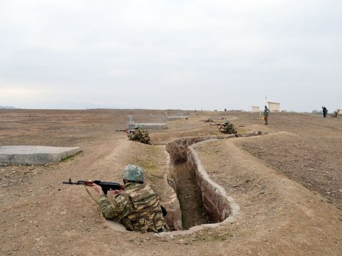 Hərbi vəzifəlilərin təlim toplanışından yeni GÖRÜNTÜLƏR