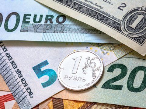 Rubl, avro bahalaşıb, dollar isə... - Məzənnə