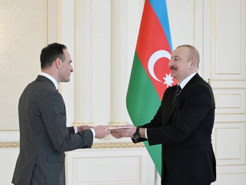 Prezident yeni səfirlərin etimadnaməsini qəbul edib