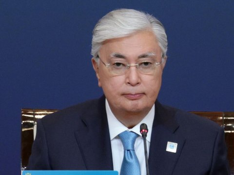 Prezidentdən məmurlara çağırış: "Kəmərlərinizi sıxın..."