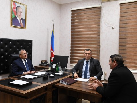Komitə sədri vətəndaşları qəbul edib - FOTO