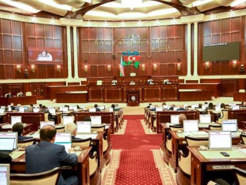 Parlamentin iki komissiyası formalaşır