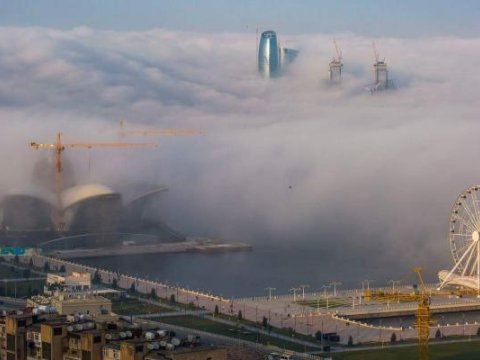 Sabahın havası: Duman, çiskin, 13 dərəcə isti...