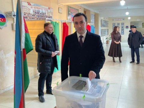 Vətəndaşlarımız demokratik prinsiplərə sadiqdirlər - Mahir Süleymanlı