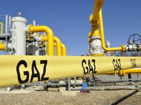 Ukrayna qaz idxal etməyə başlayıb