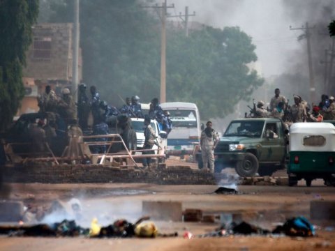 Sudan bazarına hücum -&nbsp;61&nbsp;ölü