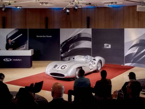 Hərracda satılan ən bahalı yarış avtomobili