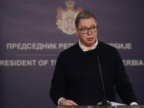 Vuçiç etirazçıları dialoqa çağırdı