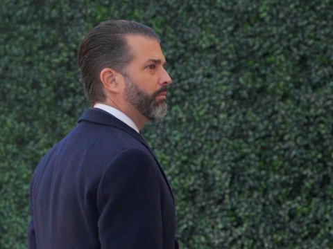 Trampın oğlu qanunsuz ördək ovlamaqda şübhəli bilinir