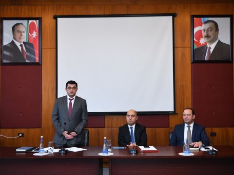 Nazir&nbsp;yeni rektoru kollektivə təqdim etdi - FOTO