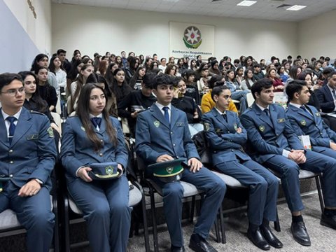 Gömrük Komitəsində yenidən maaş&nbsp;problemi - Tələbələrin təqaüdü verilmir