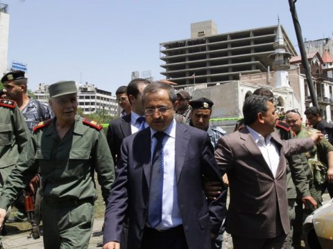 Əsədin naziri yeni hökumətə təslim oldu