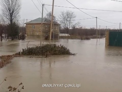 Lənkəranda 3 kəndi su basdı: 22 nəfər təxliyə edildi