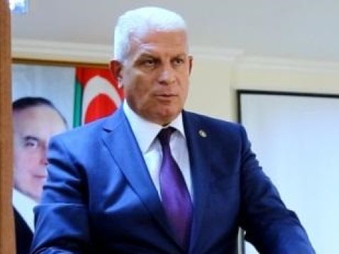 Sabiq icra başçısı XİN-dən verilən xidməti paspotu İTİRİB