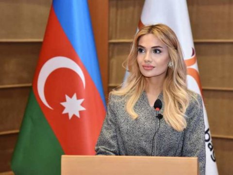 İşdən çıxan mətbuat katibi əvvəlki vəzifəyə qayıtdı