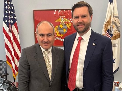 Paşinyan ABŞ-nin vitse-prezidenti ilə görüşdü