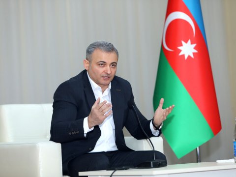 Rövşən Məmmədova iki müavin TƏYİN EDİLDİ