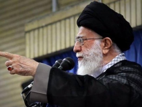 Xamenei ABŞ-a meydan oxudu, Vaşinqtonu HƏDƏLƏDİ