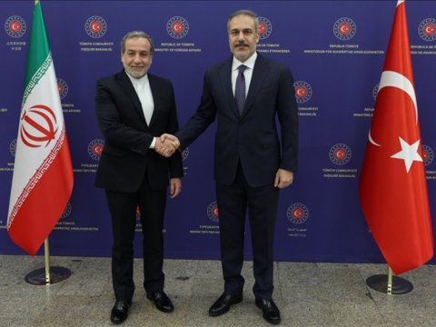 Hakan Fidan iranlı həmkarı ilə danışıqlar apardı&nbsp;