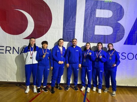 Boksçularımız Serbiyada 6 medal qazandı