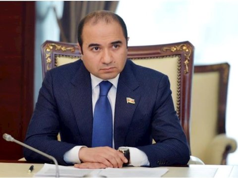 Bələdiyyə qulluqçularının peşə bayramı&nbsp;təsis olunsun! - TƏKLİF