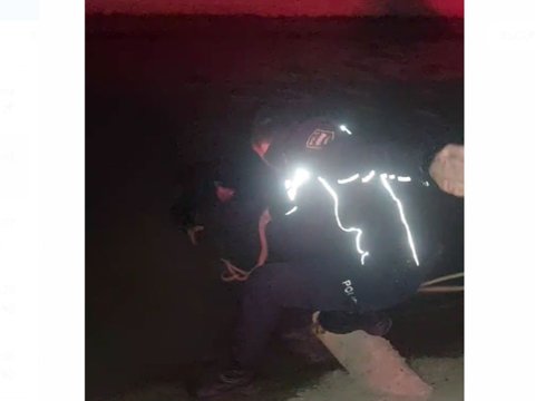 Sumqayıtda kanala düşən 73 yaşlı kişi xilas olundu