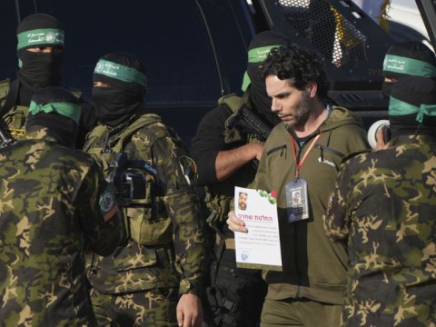 HƏMAS girovların azad edilməsini təxirə salıb