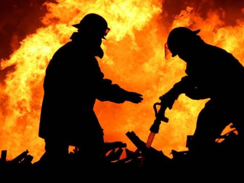 Abşeronda 8 otaqlı evdə yanğın