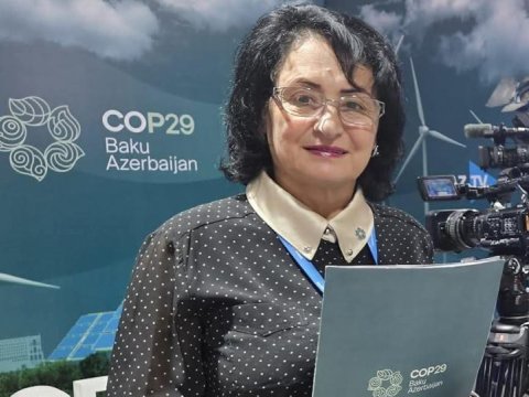 Ağ Kremldən Qırmızı Kremlə qədər... 