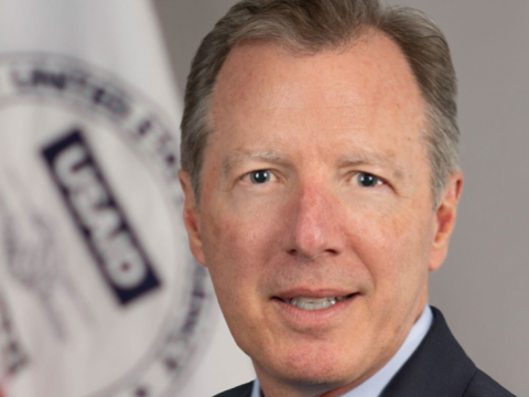 Tramp USAID-in baş müfəttişini işdən qovdu