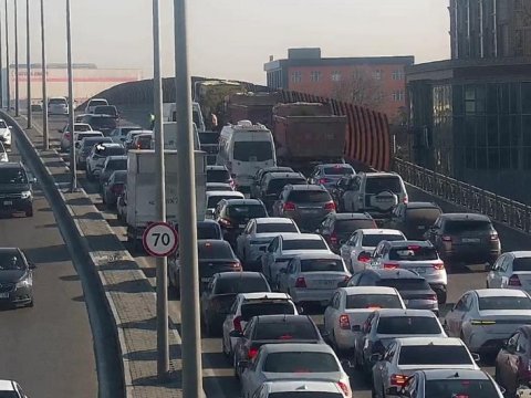 &ldquo;Koroğlu&rdquo; metrosu&nbsp;istiqamətində SIXLIQ