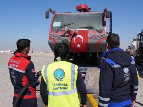 Türkiyə Dəməşq hava limanını BƏRPA EDİR