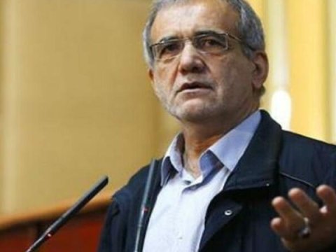 Pezeşkian Azərbaycan dilində şeir dedi - VİDEO