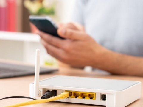 Azərbaycan yanvarda genişzolaqlı internetin orta sürətinə görə irəliləyib