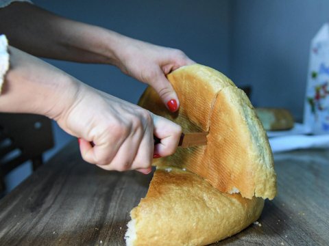Un bahalaşdı: növbə çörəkdədir? - VİDEO
