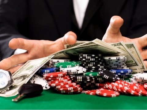 İnternetlə qumar təşkil edənlər məsuliyyətə cəlb olundu