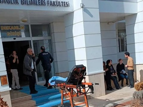 Türkiyədə universitetə silahlı HÜCUM